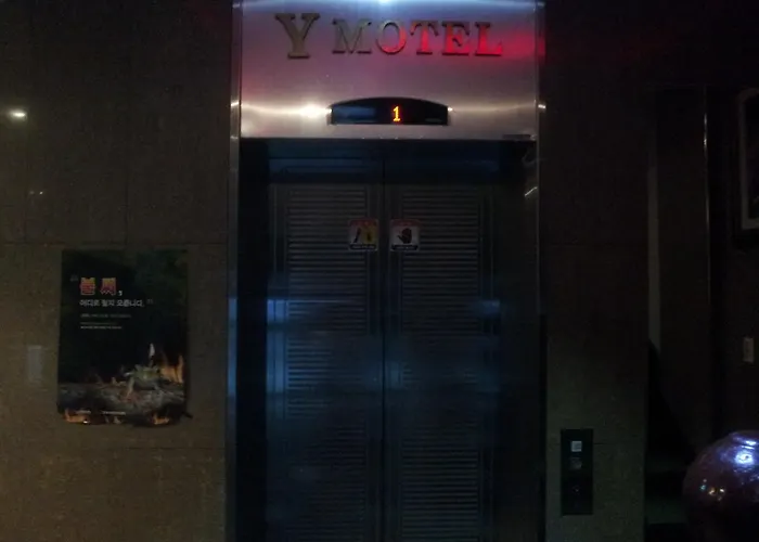 Motel Y