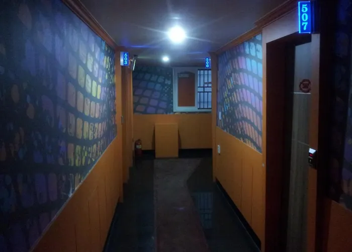 Y Motel *